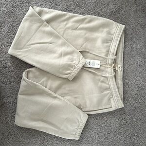 UpWest Unisex Jogger- Size Large